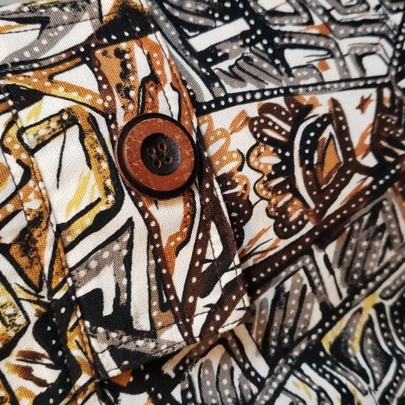 Christopher & Banks short sleeve blazer/ jacket, size large - Picture 3 of 6